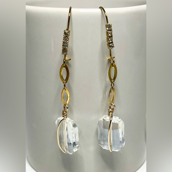 Gold Plate Rectangle Facetted Glass Bead Rhinestone Accent Dangle Earrings - Picture 1 of 4